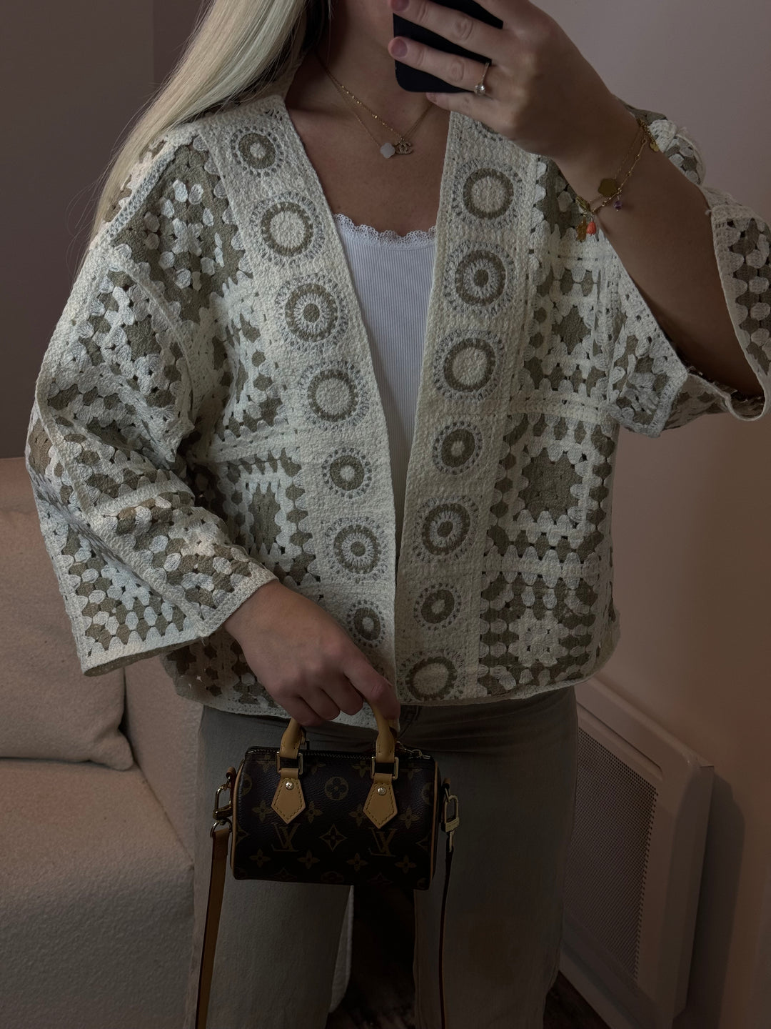 Gilet en crochet (plusieurs couleurs)