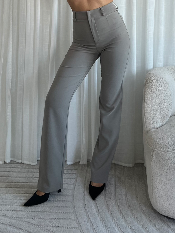 Pantalon de tailleur (plusieurs couleurs) ￼￼