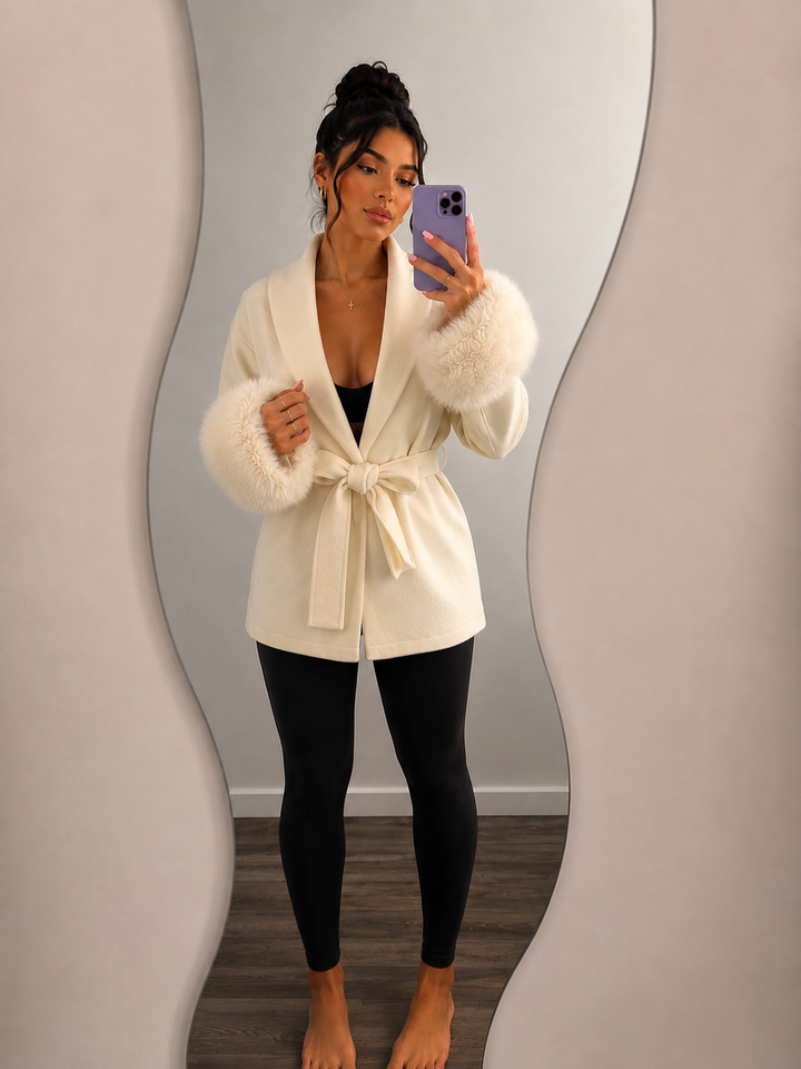 Manteau cuff