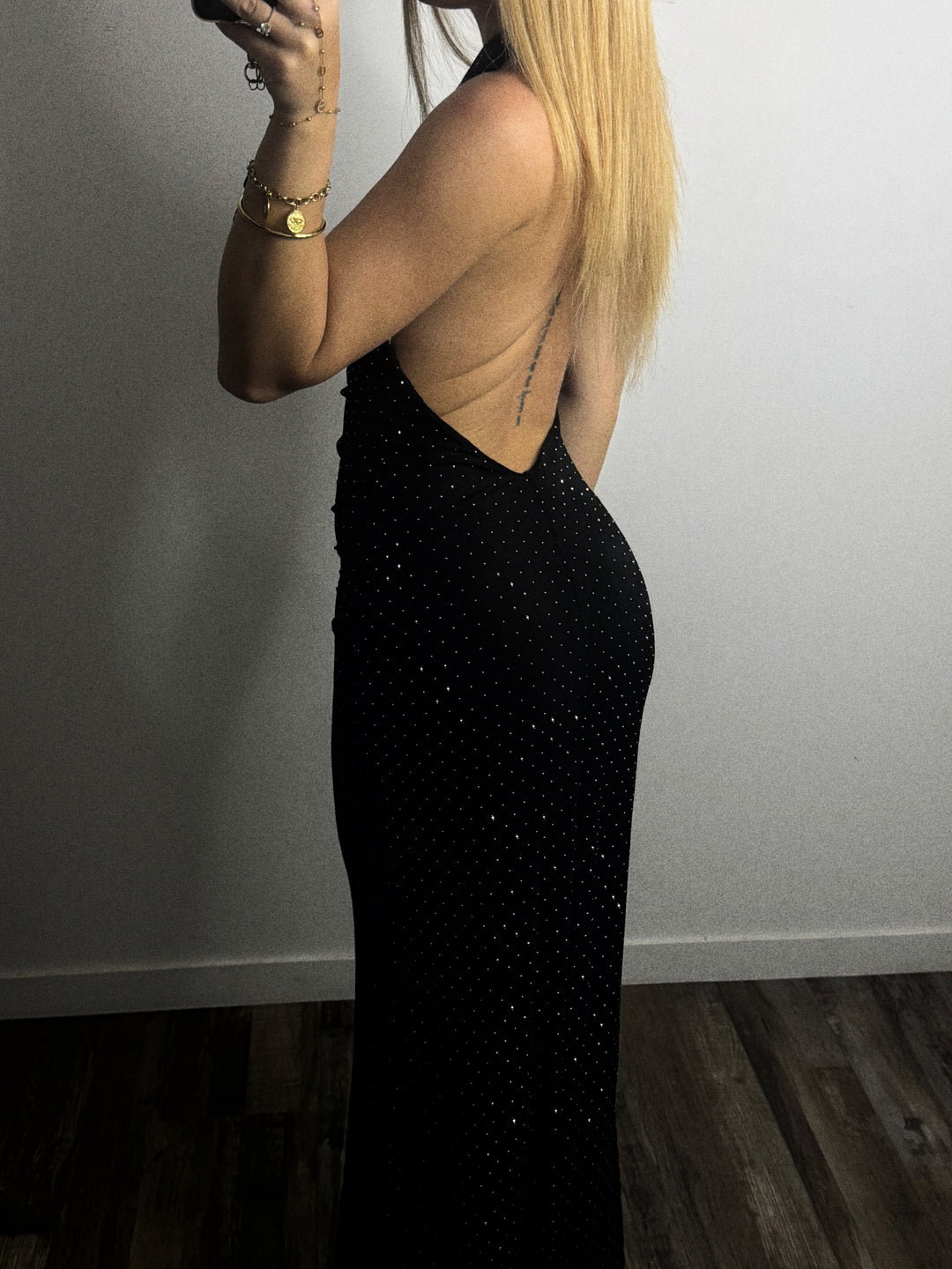 Robe longue à col ,dos nu à strasse￼￼￼