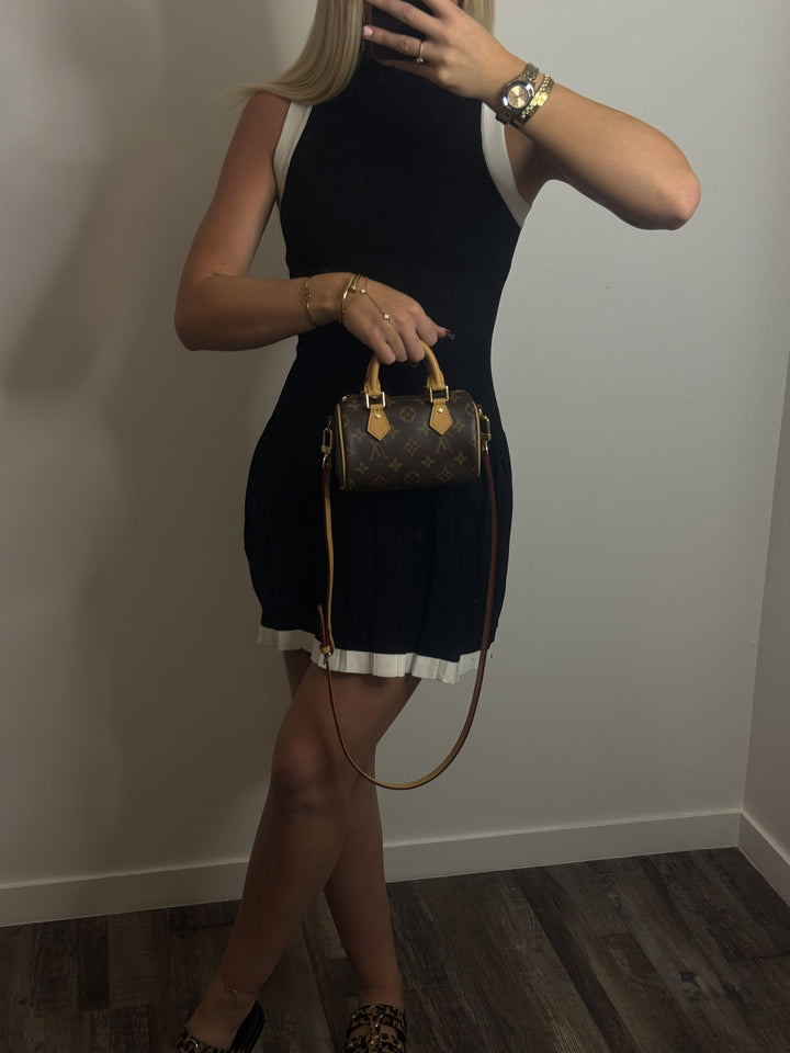 Robe patineuse noir et blanche