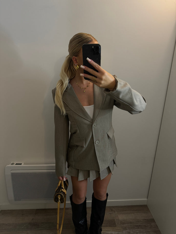 Blazer cintré taupe